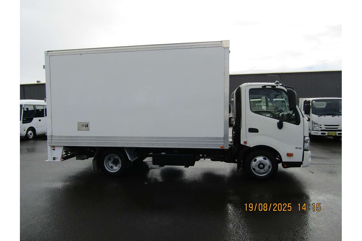 2022 Hino 300 Series 616 2WD