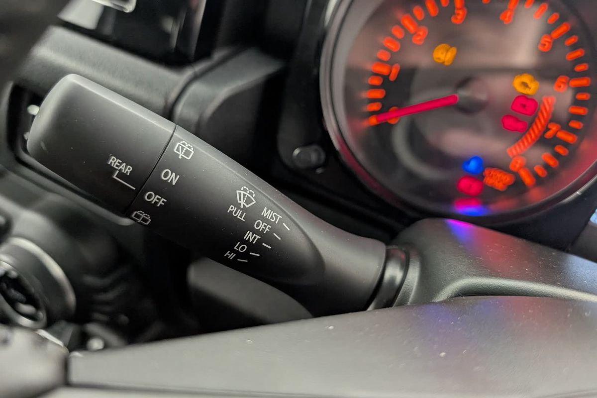 2025 Suzuki Jimny GLX GJ