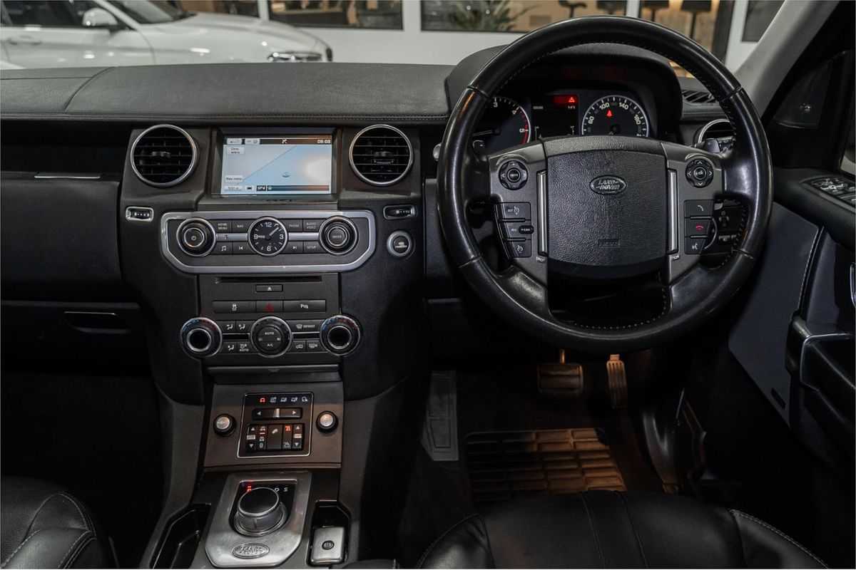2015 Land Rover Discovery SDV6 HSE Series 4