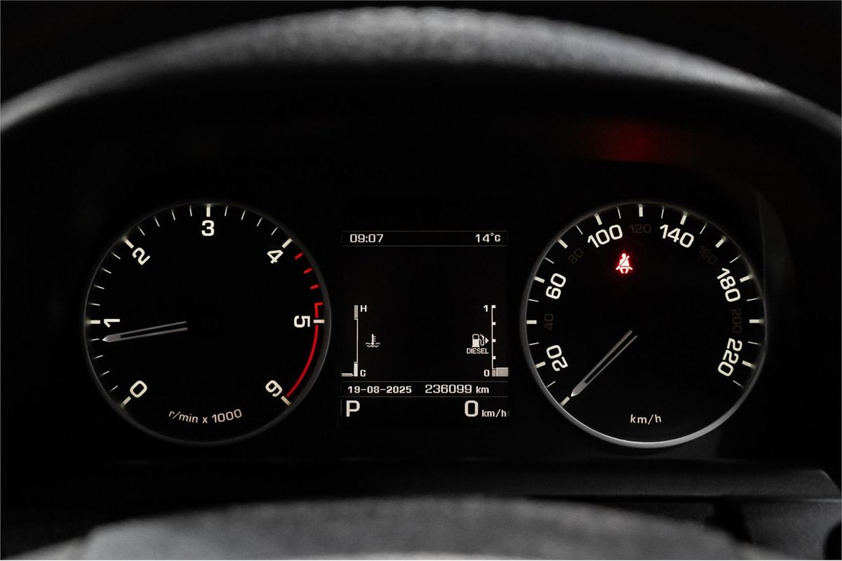 2015 Land Rover Discovery SDV6 HSE Series 4