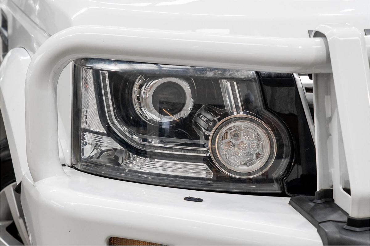 2015 Land Rover Discovery SDV6 HSE Series 4