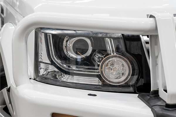 2015 Land Rover Discovery SDV6 HSE Series 4