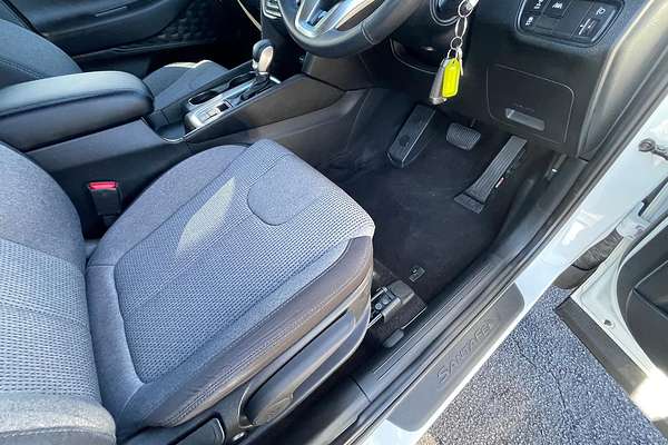 2021 Hyundai Santa Fe Active TM.V3