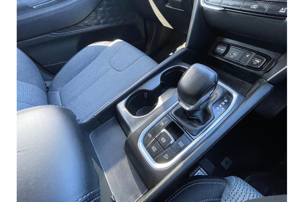 2021 Hyundai Santa Fe Active TM.V3