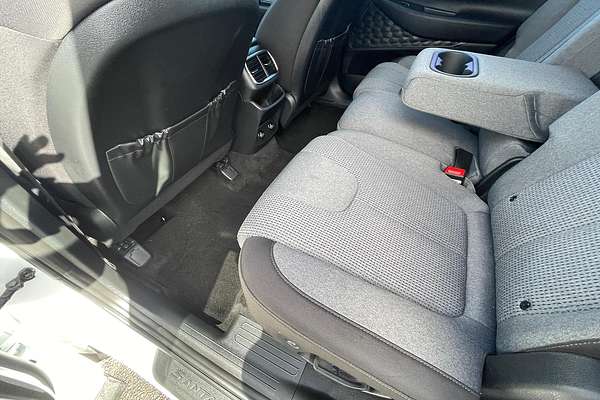 2021 Hyundai Santa Fe Active TM.V3