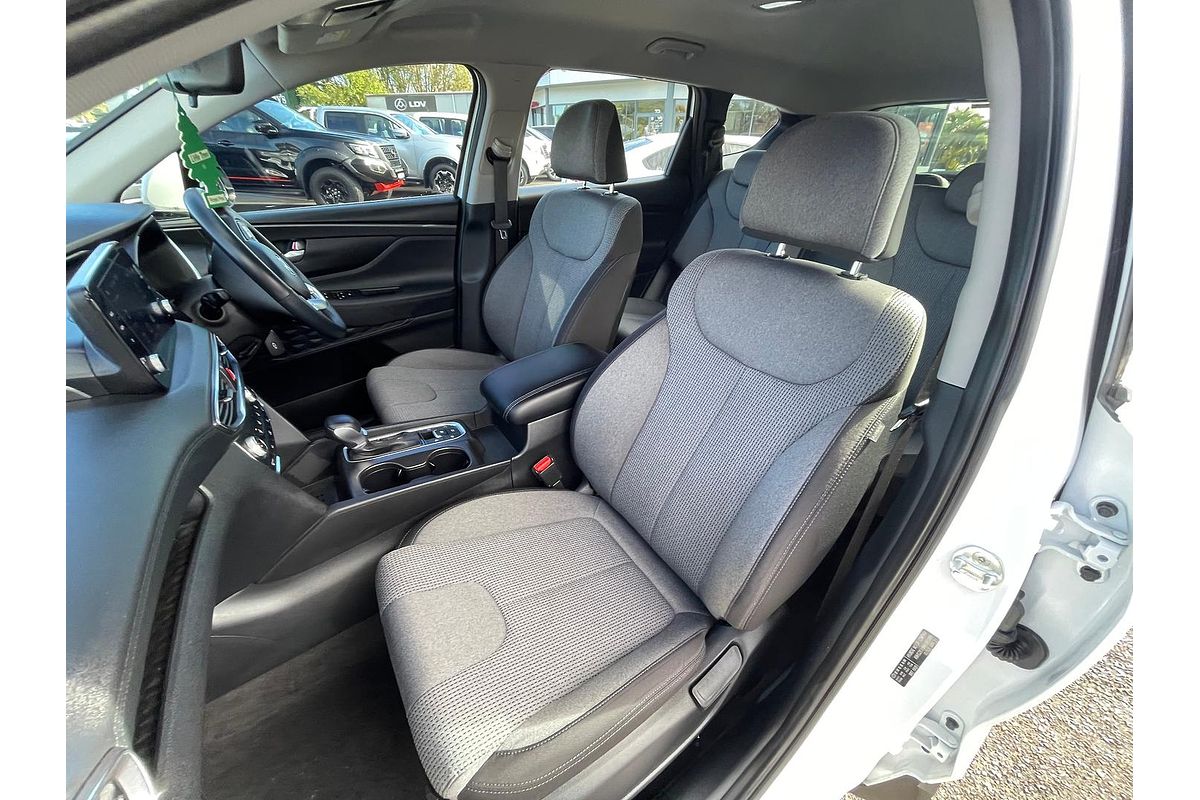 2021 Hyundai Santa Fe Active TM.V3