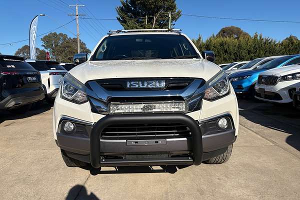 2020 Isuzu MU-X LS-T
