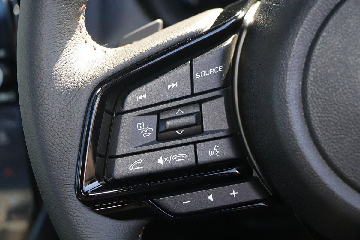 2025 Subaru Forester Hybrid Touring S6