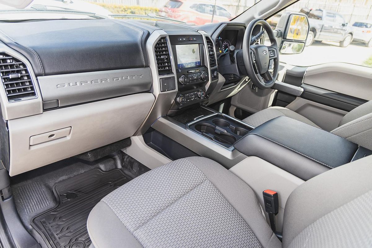 2022 Ford F250 XLT 4X4