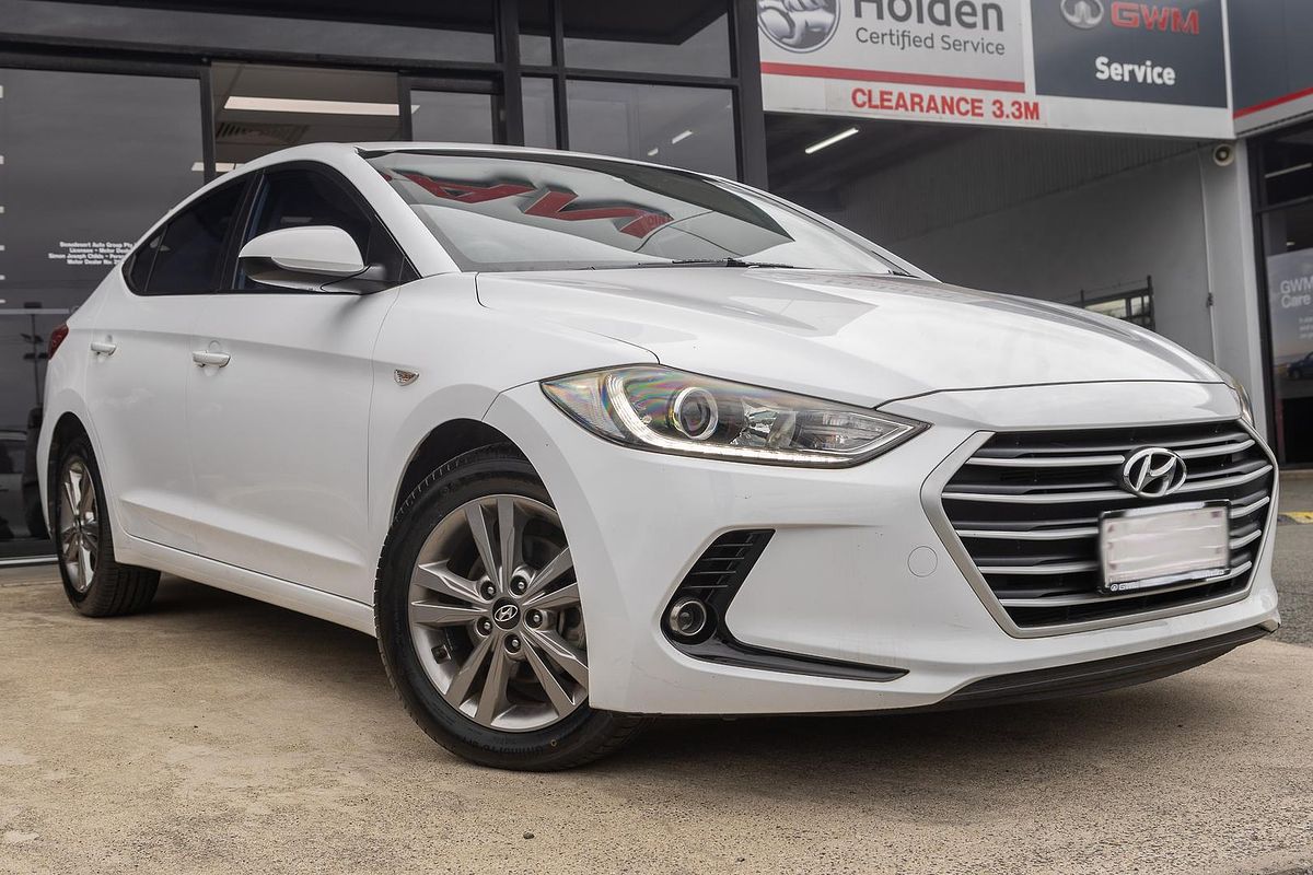 2017 Hyundai Elantra Active AD