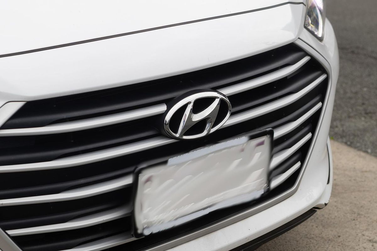 2017 Hyundai Elantra Active AD