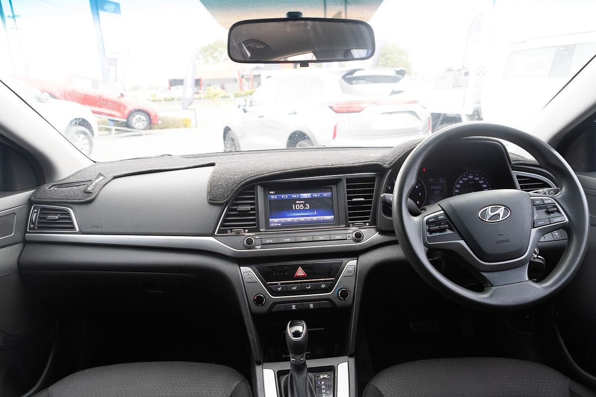 2017 Hyundai Elantra Active AD