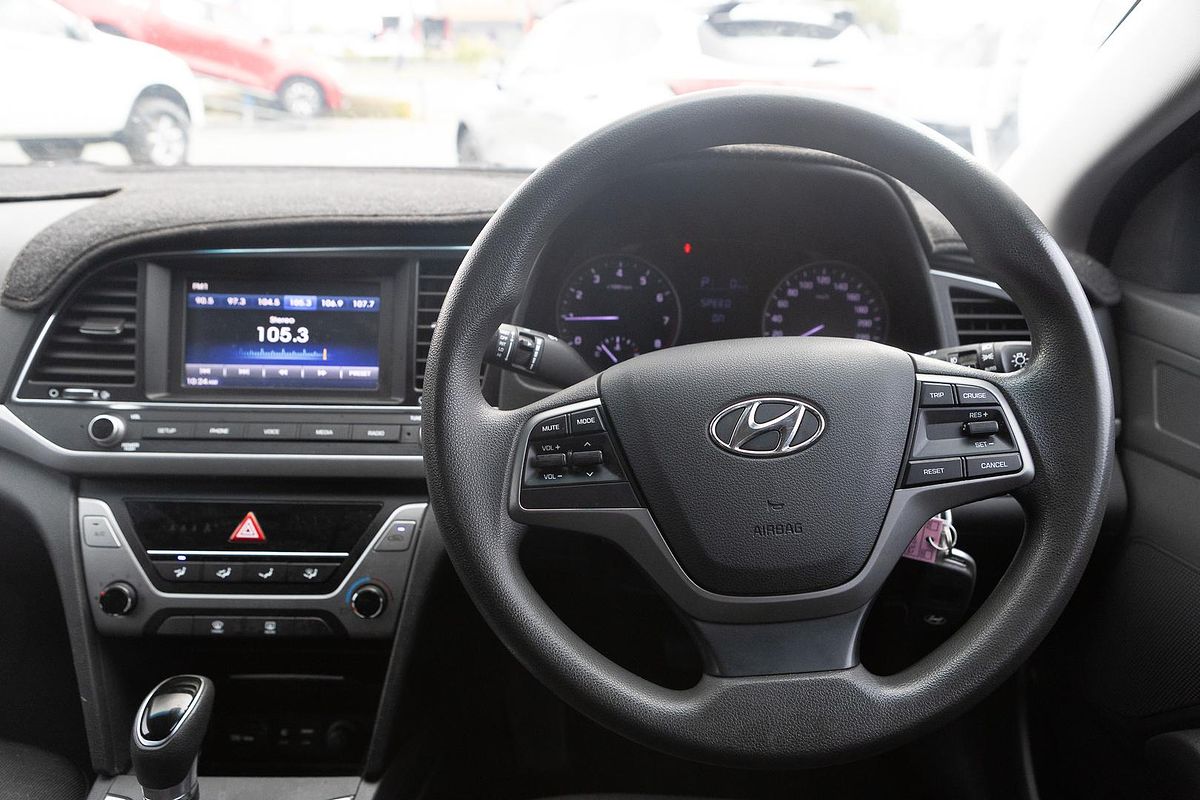 2017 Hyundai Elantra Active AD