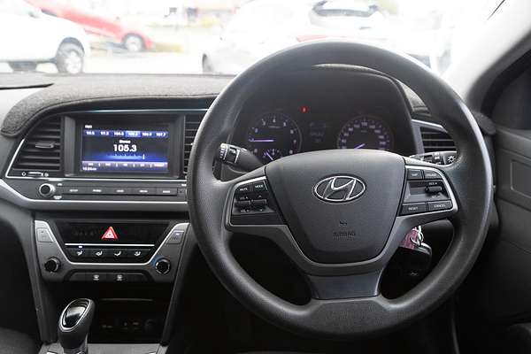 2017 Hyundai Elantra Active AD