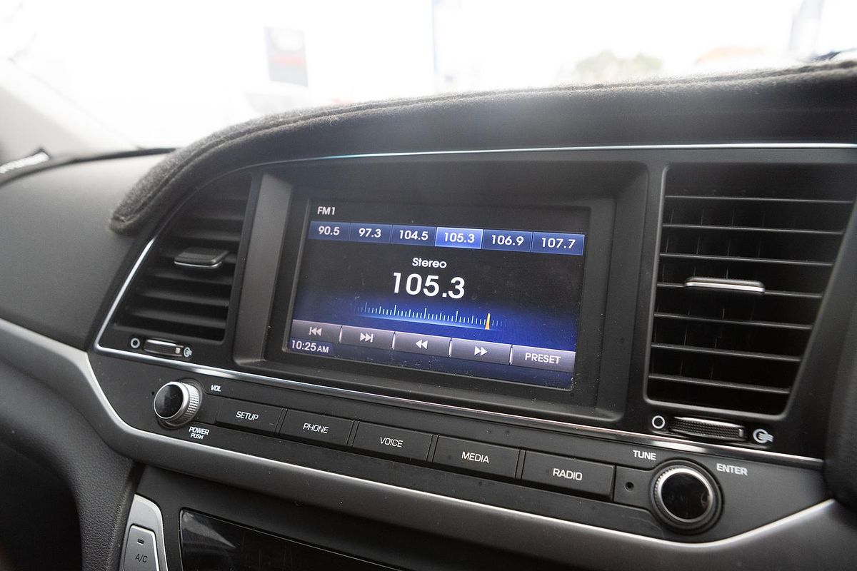 2017 Hyundai Elantra Active AD