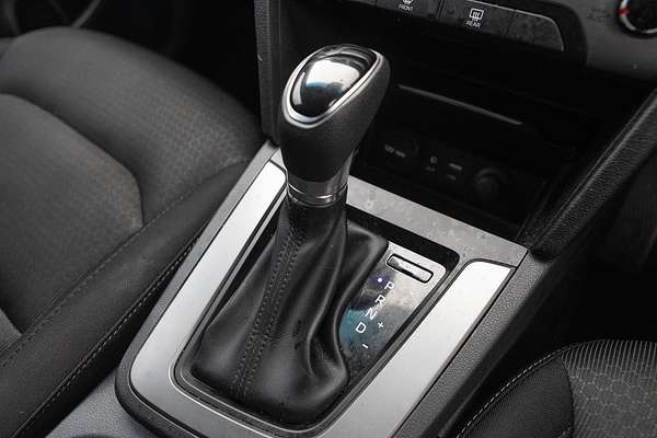 2017 Hyundai Elantra Active AD
