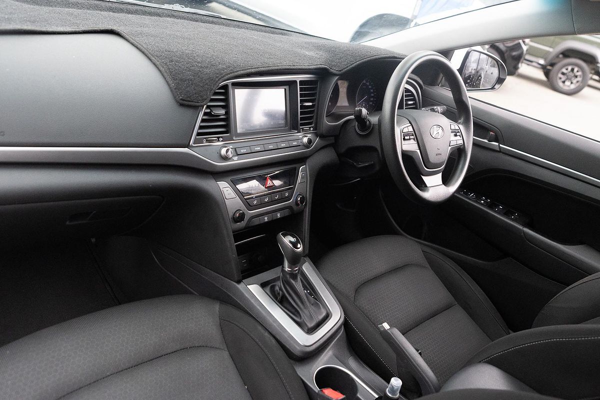 2017 Hyundai Elantra Active AD