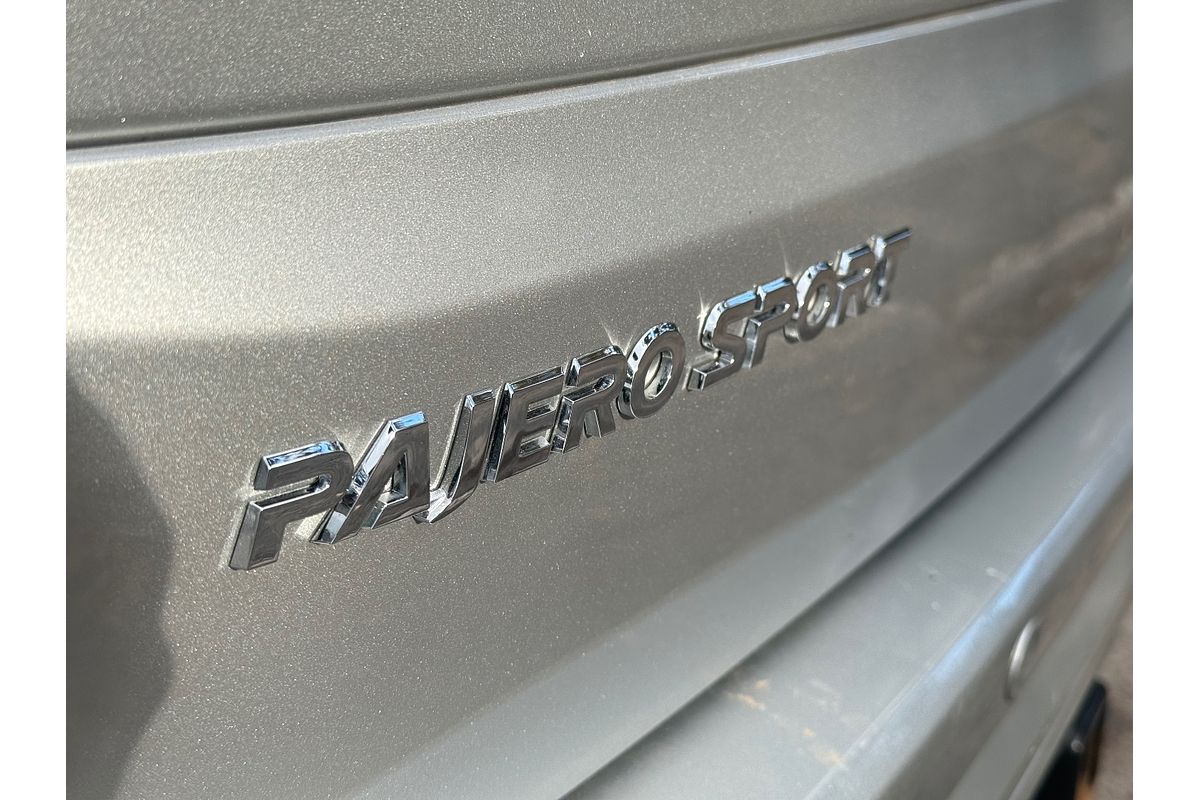2021 Mitsubishi Pajero Sport GLX QF