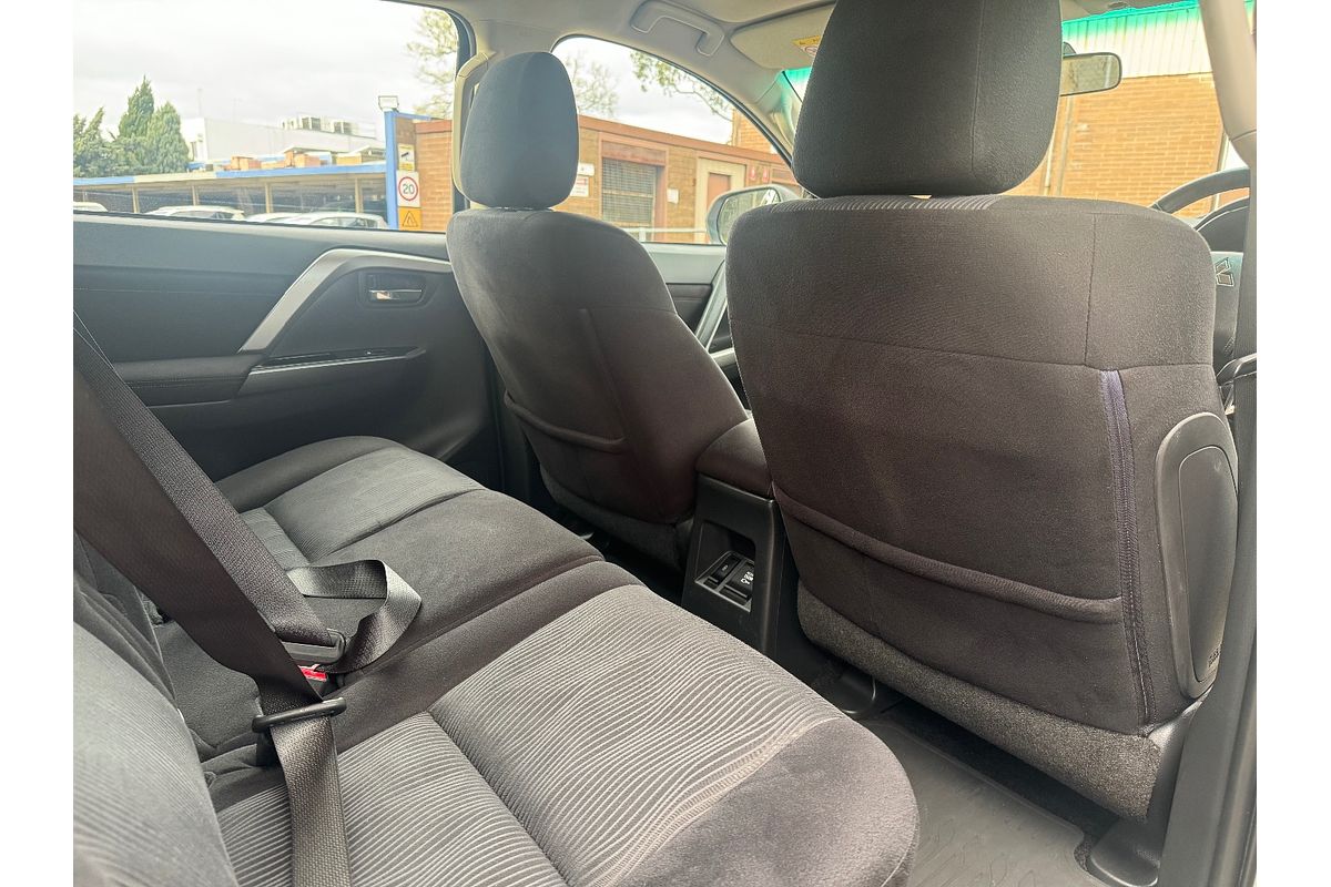 2021 Mitsubishi Pajero Sport GLX QF