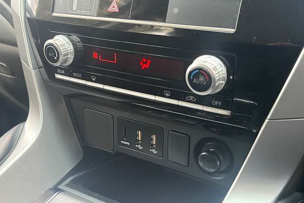 2021 Mitsubishi Pajero Sport GLX QF