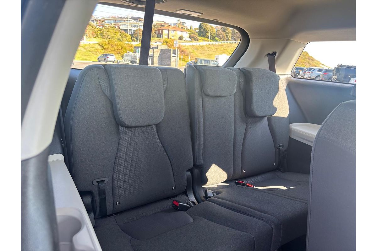 2024 Kia Carnival S KA4