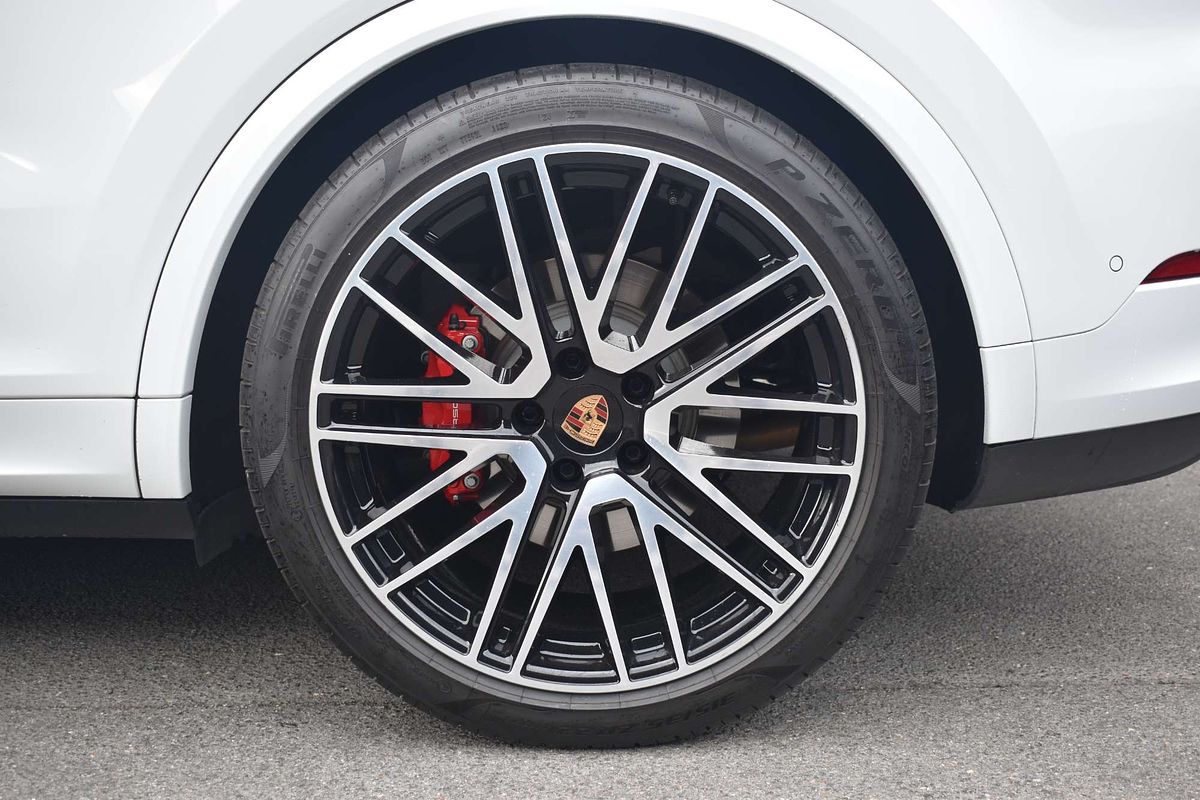 2023 Porsche Cayenne S 9YA II