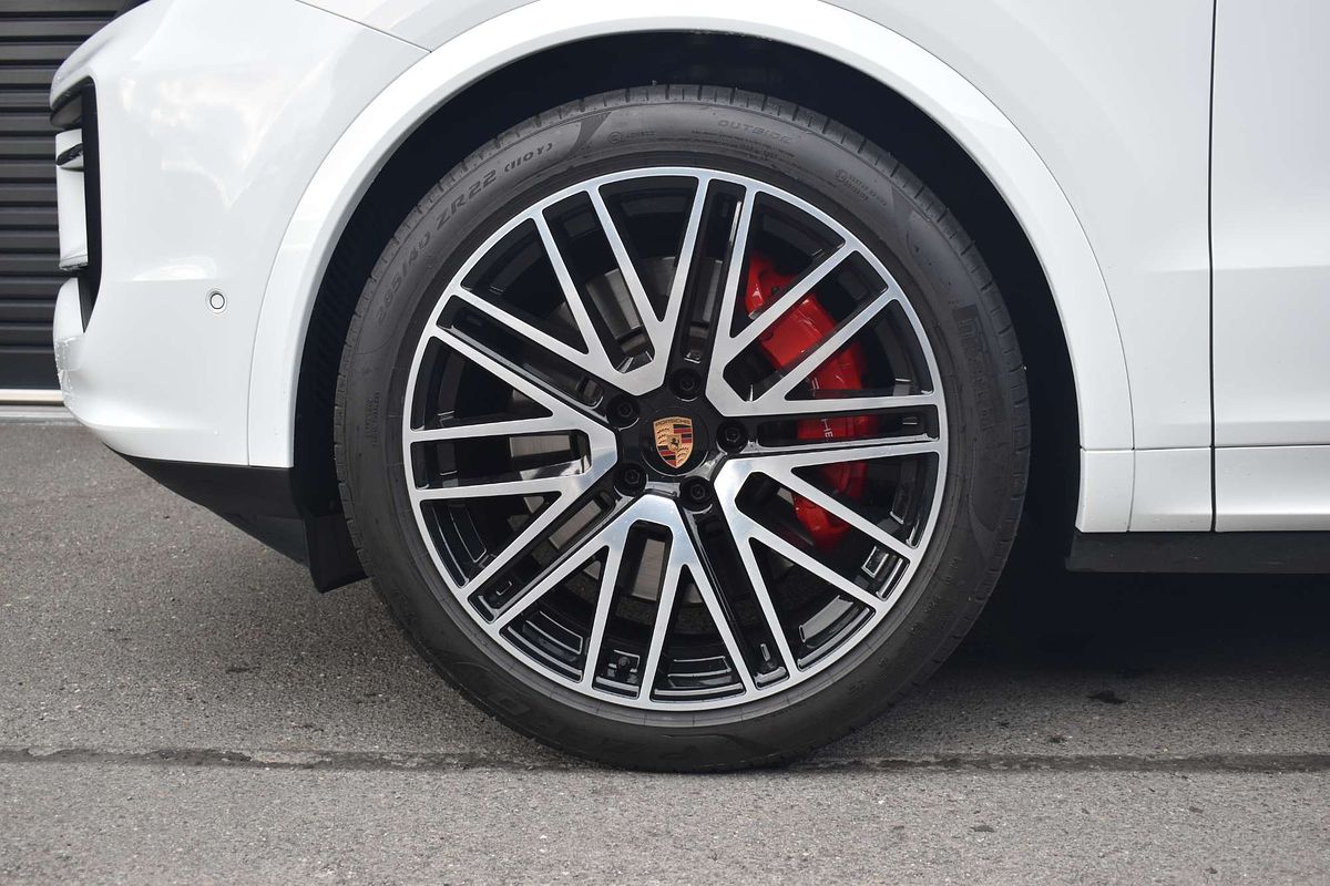 2023 Porsche Cayenne S 9YA II