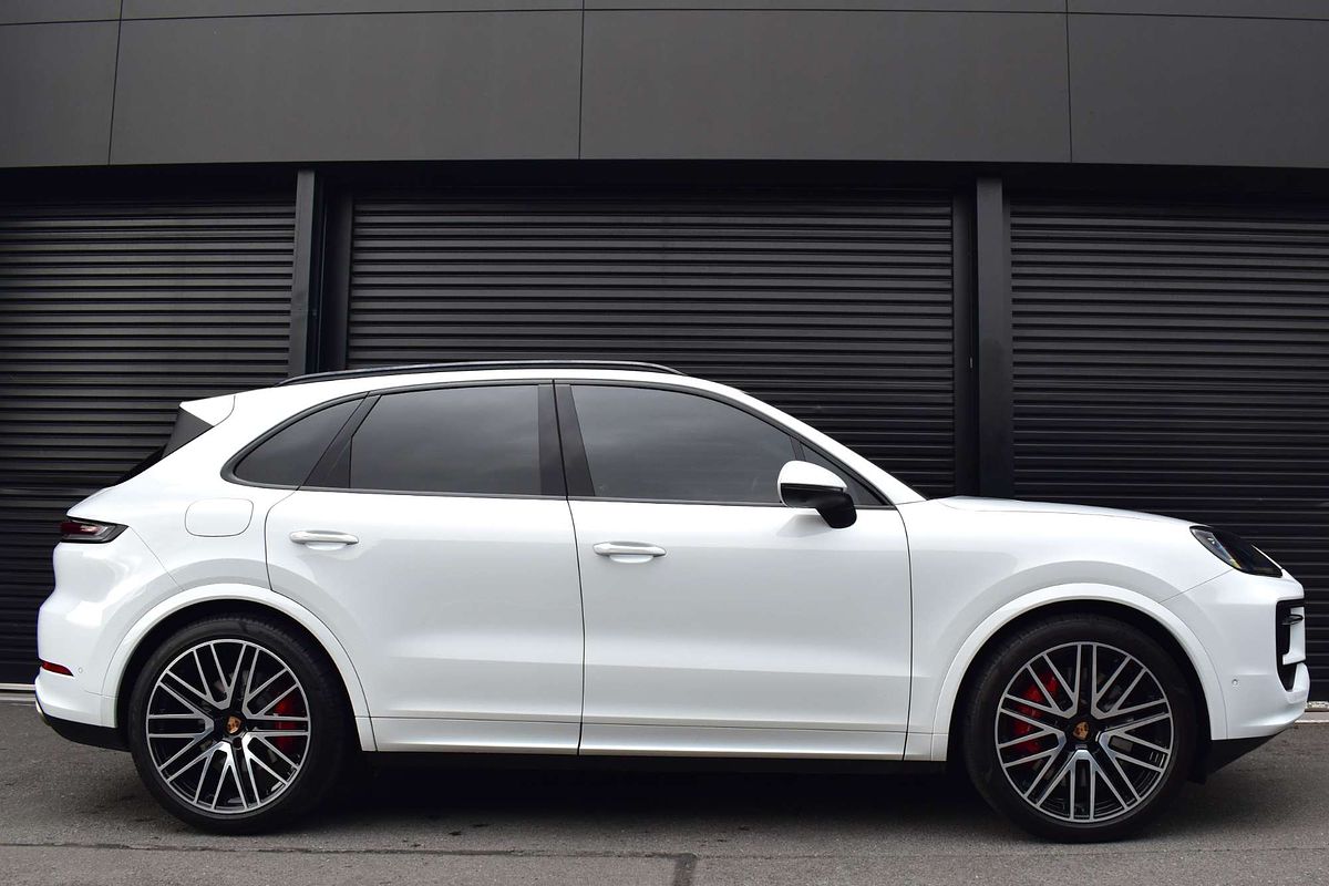 2023 Porsche Cayenne S 9YA II