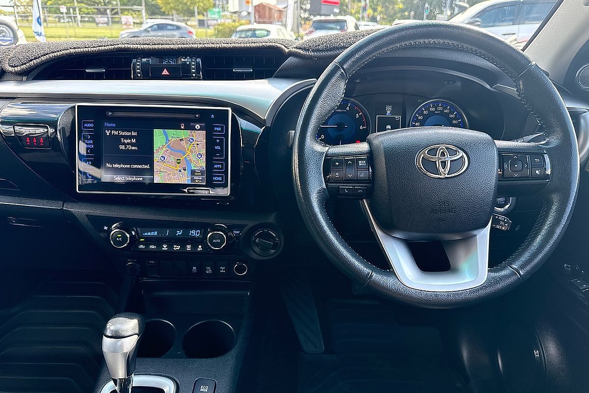 2016 Toyota Hilux SR5 GUN126R 4X4