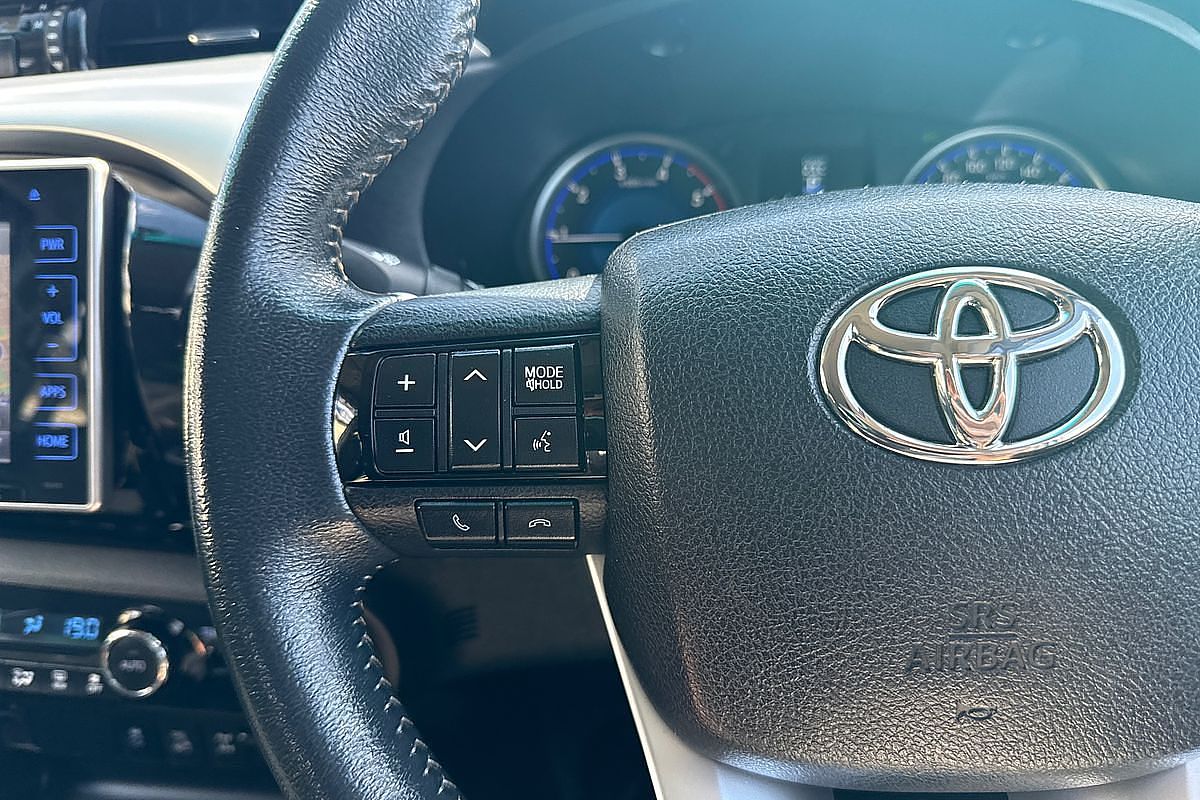 2016 Toyota Hilux SR5 GUN126R 4X4