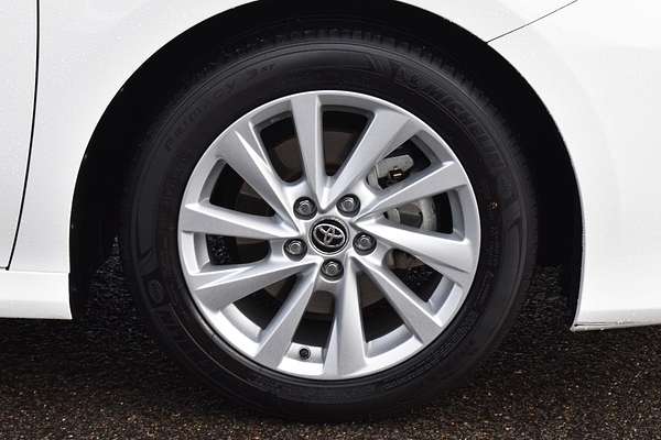 2024 Toyota Camry Ascent AXVH70R