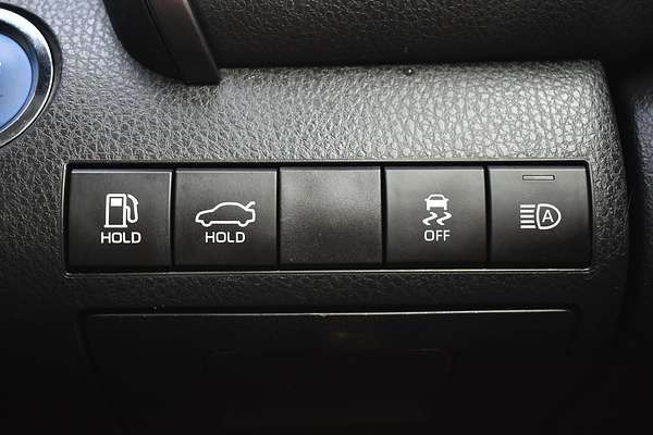 2024 Toyota Camry Ascent AXVH70R