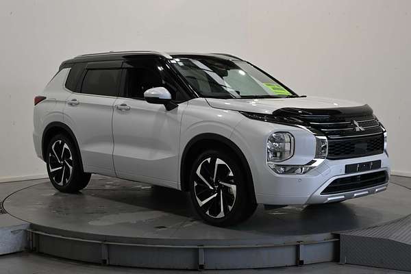 2024 Mitsubishi Outlander Exceed Tourer ZM