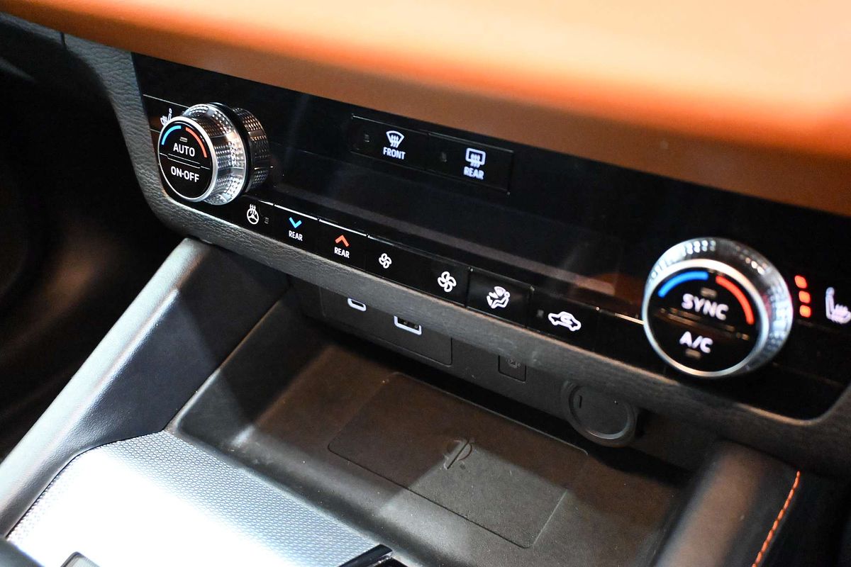 2024 Mitsubishi Outlander Exceed Tourer ZM