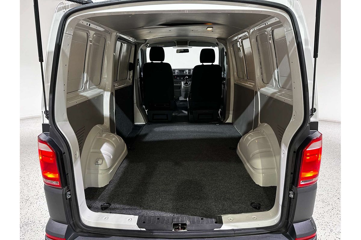 2017 Volkswagen Transporter TDI250 Runner T6 SWB