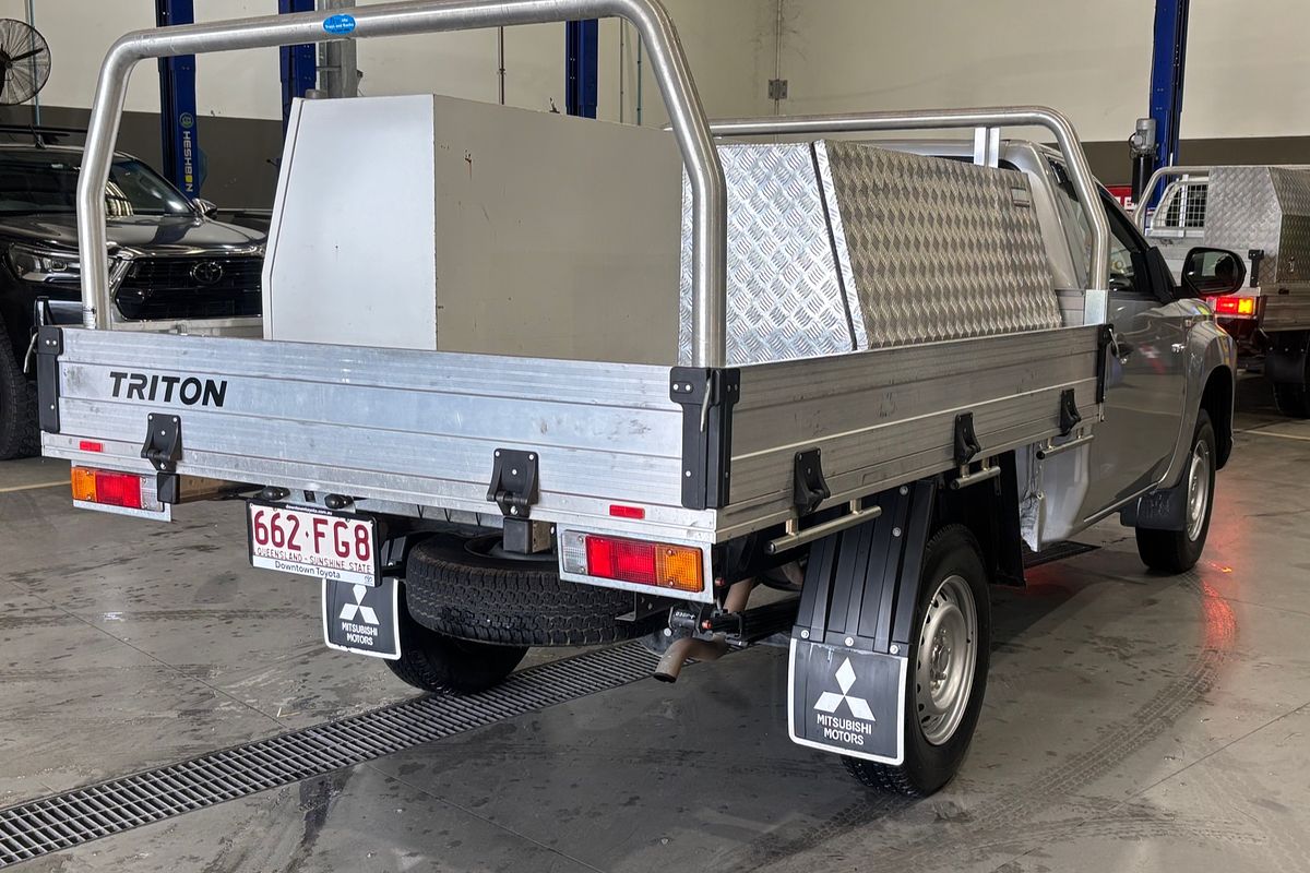 2022 Mitsubishi Triton GLX MR