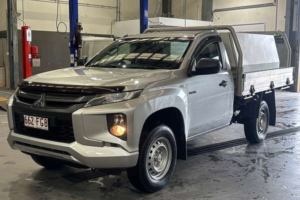 2022 Mitsubishi Triton GLX MR