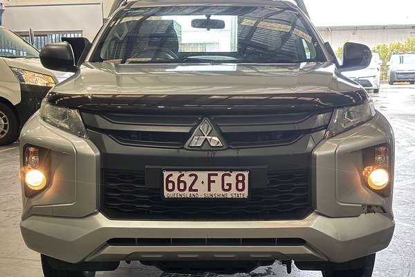 2022 Mitsubishi Triton GLX MR
