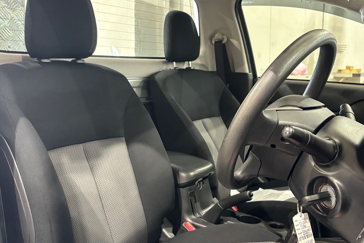 2022 Mitsubishi Triton GLX MR