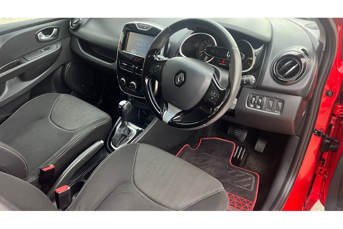 2015 Renault Clio Expression IV B98