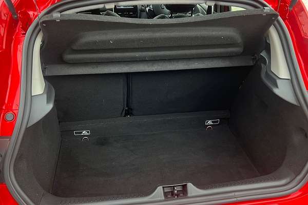 2015 Renault Clio Expression IV B98
