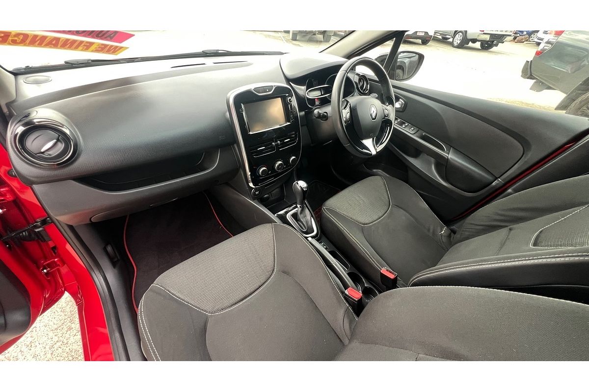 2015 Renault Clio Expression IV B98