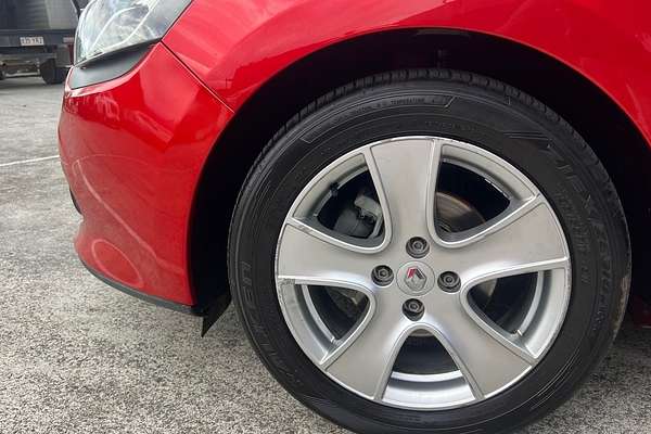 2015 Renault Clio Expression IV B98