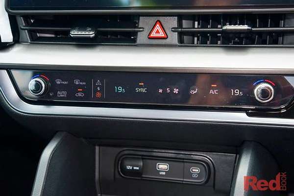 2025 Kia Sportage SX NQ5