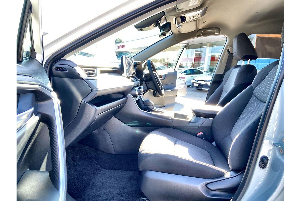 2024 Toyota RAV4 GXL AXAH52R