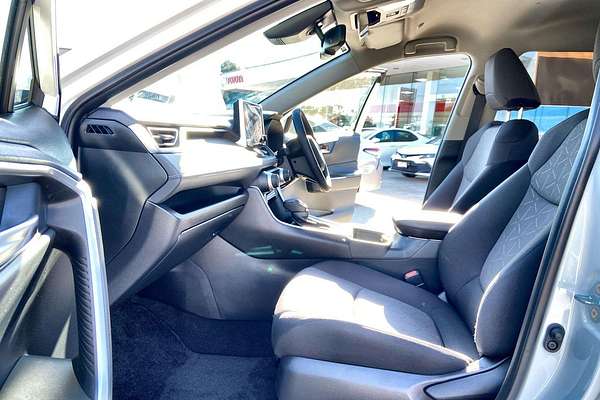 2024 Toyota RAV4 GXL AXAH52R