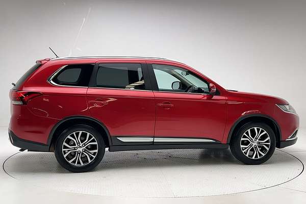 2016 Mitsubishi Outlander LS ZK