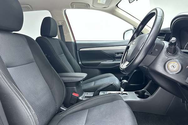 2016 Mitsubishi Outlander LS ZK