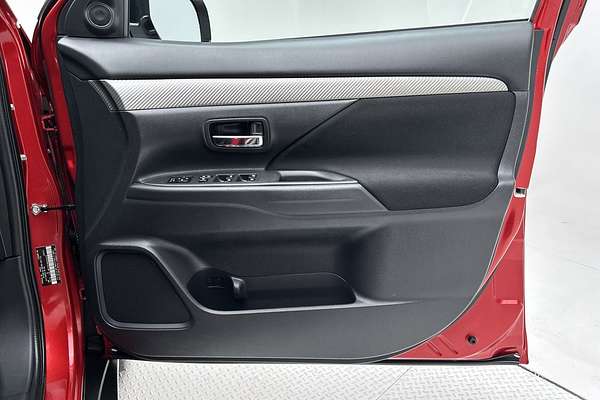 2016 Mitsubishi Outlander LS ZK