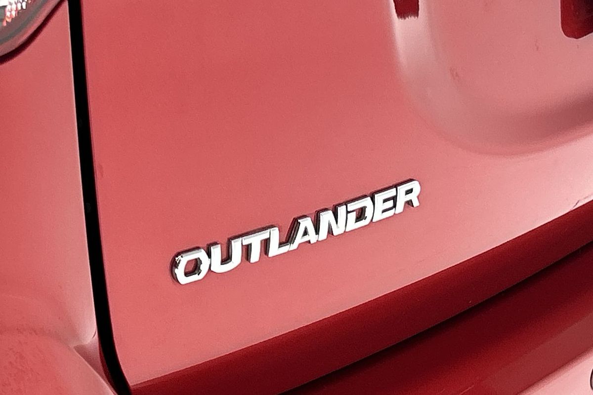 2016 Mitsubishi Outlander LS ZK